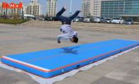 classic black air tumble track mat